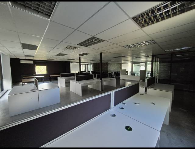 520M² OFFICE TO LET IN SANDTON CENTRAL